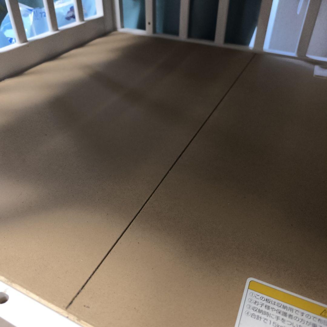 みぃです。カトージ ベビーベッド ハイポジション ハイシート ホワイト