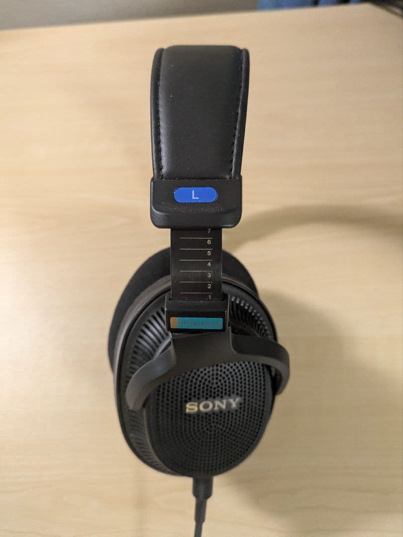 Sony MDR-MV1【モニターヘッドホン】