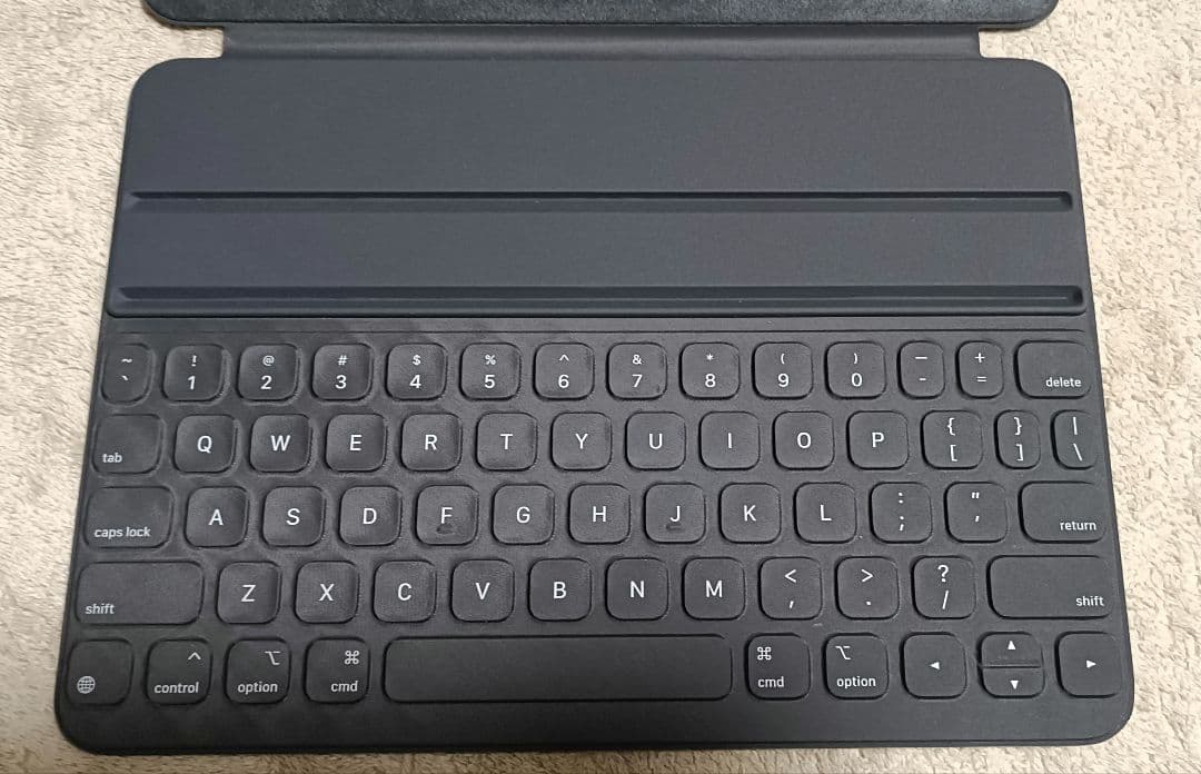 Smart Keyboard Folio 11インチ