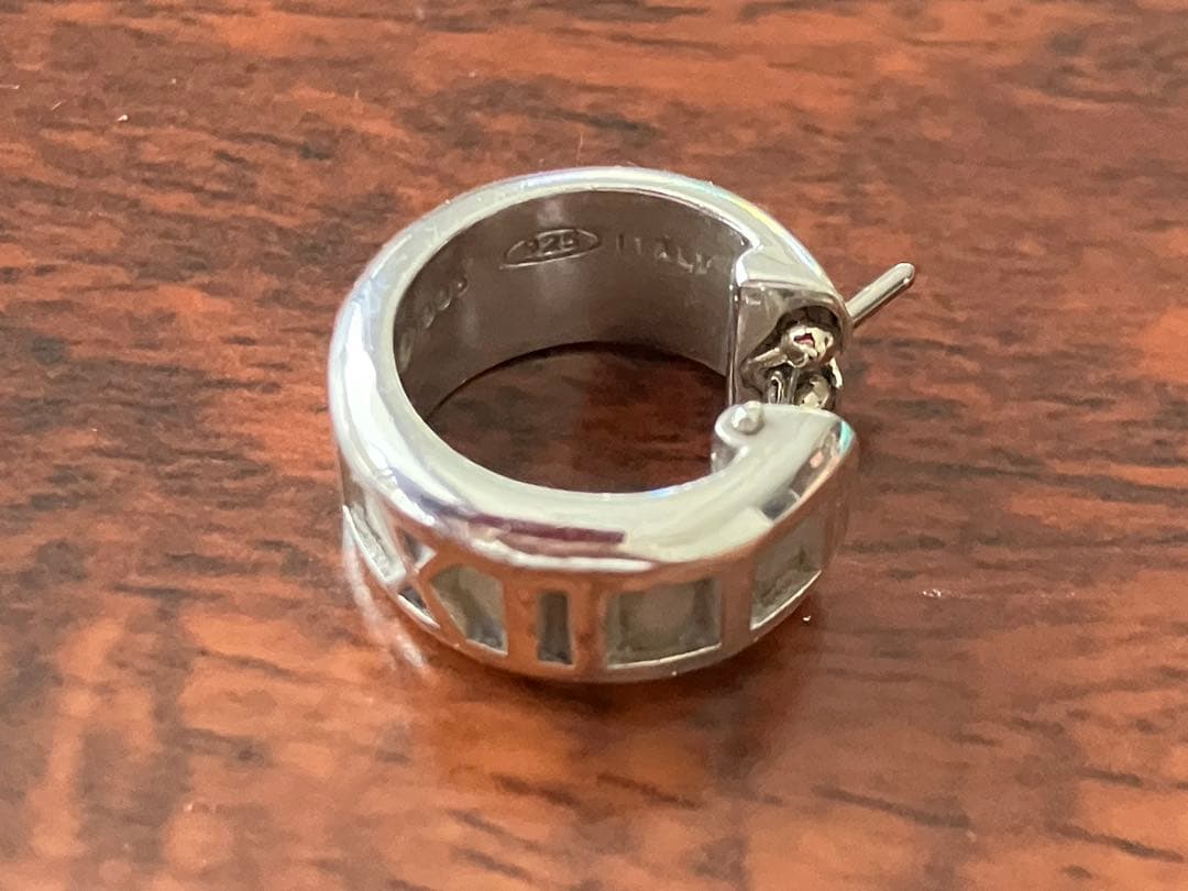 Tiffany & Co. アトラスシルバーピアス片側のみ(箱・ポーチ付き)