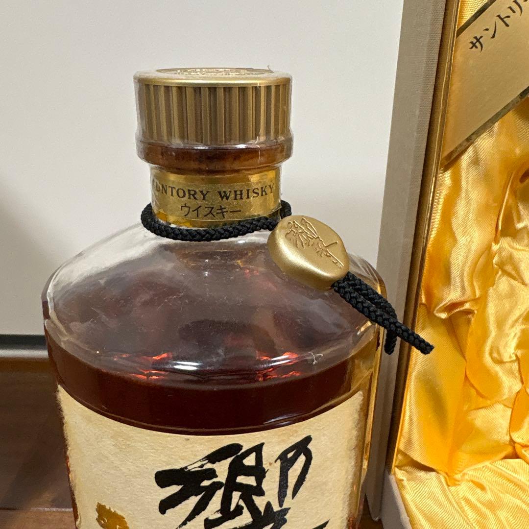 サントリー ウィスキー 響 金キャップ SH-01