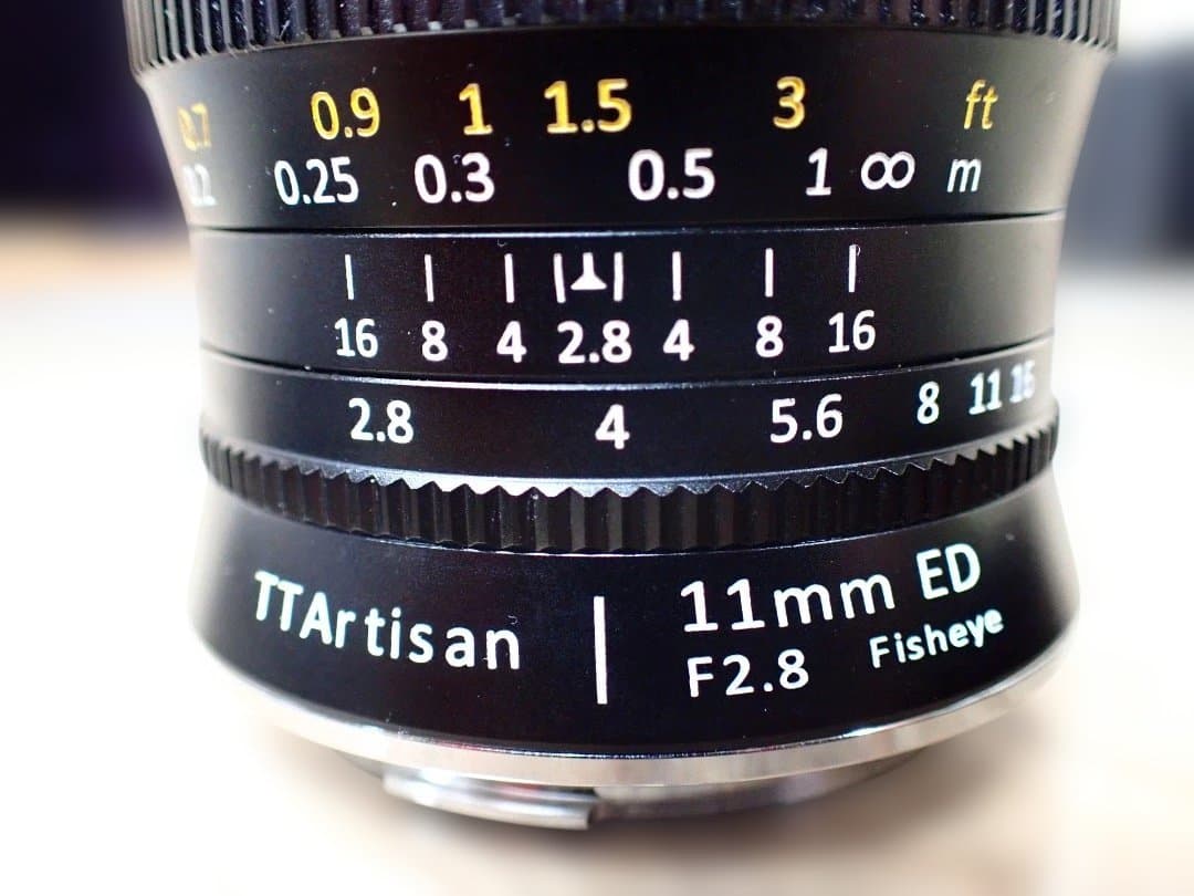 銘匠光学 TTArtisan 11mm f/2.8 Fisheye RFマウント