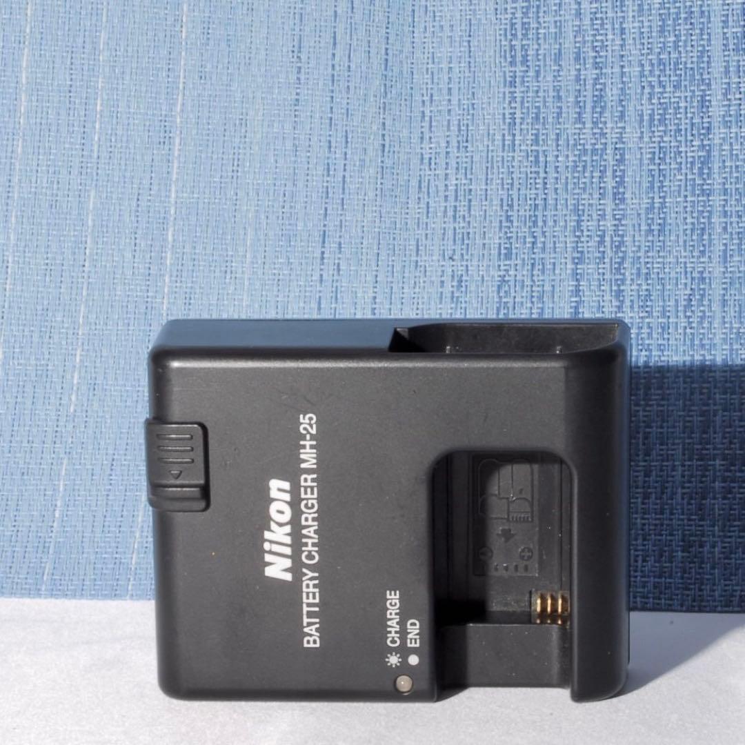 バッテリーオプション付き！❤️ニコン D7000 ♥️大人気ハイアマチュア機❤️