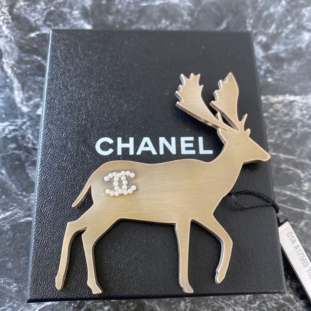 CHANEL シャネル トナカイ ブローチ ココマーク 箱付き