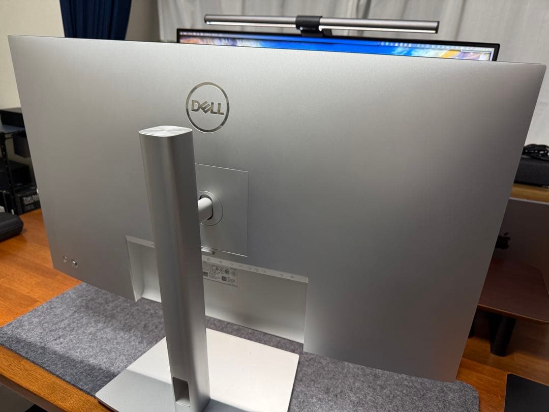 Dell U3223QE 4K モニター　美品