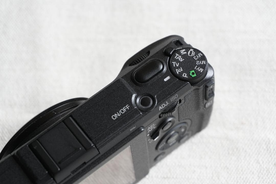 RICOH GR II シャッター回数1112回