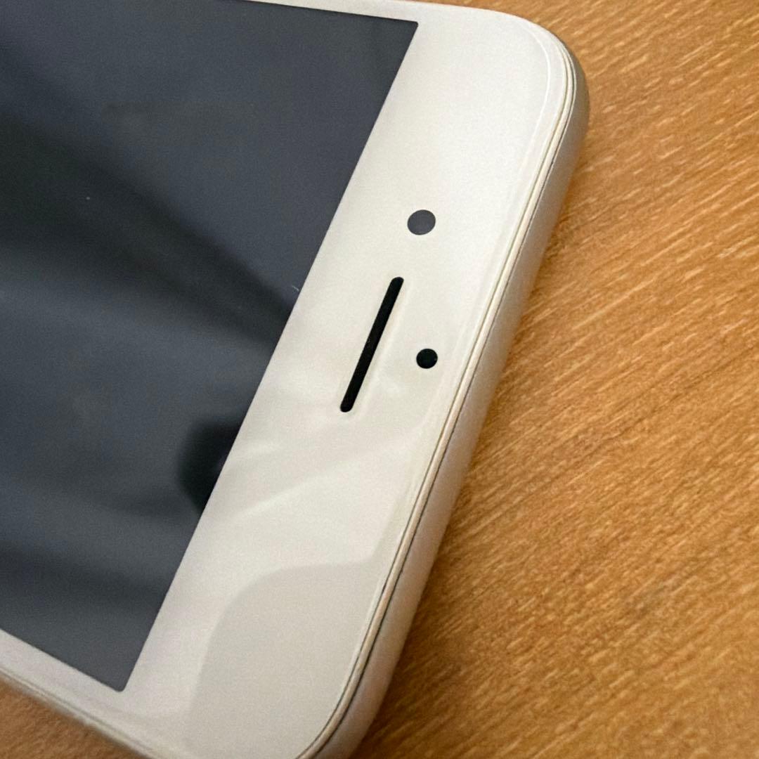 Apple iPhone 8 シルバー 64GB