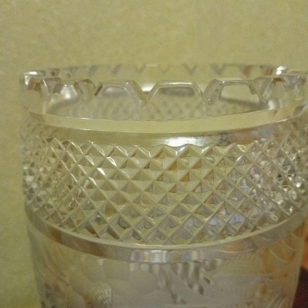 クリスタルガラスの花瓶