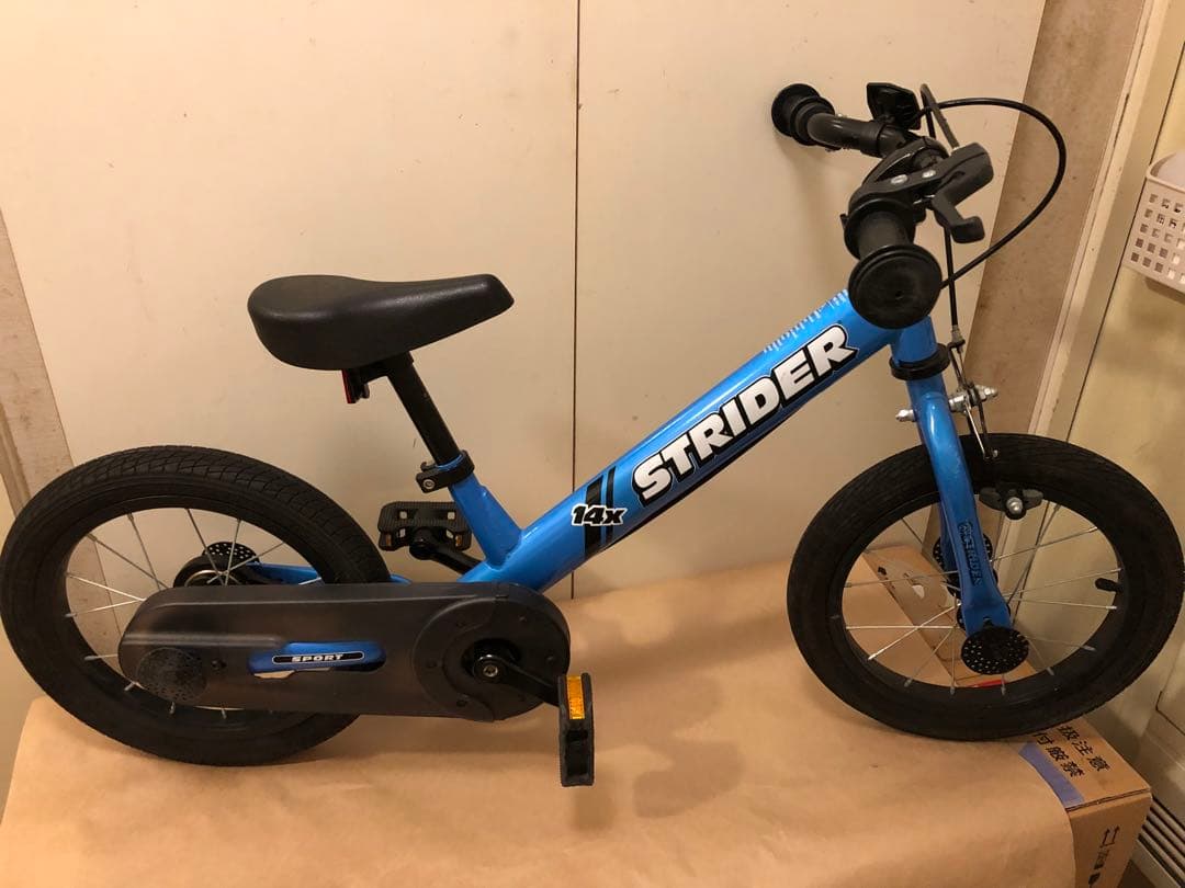 STRIDER 14x ストライダー キッズバイク　ブルー