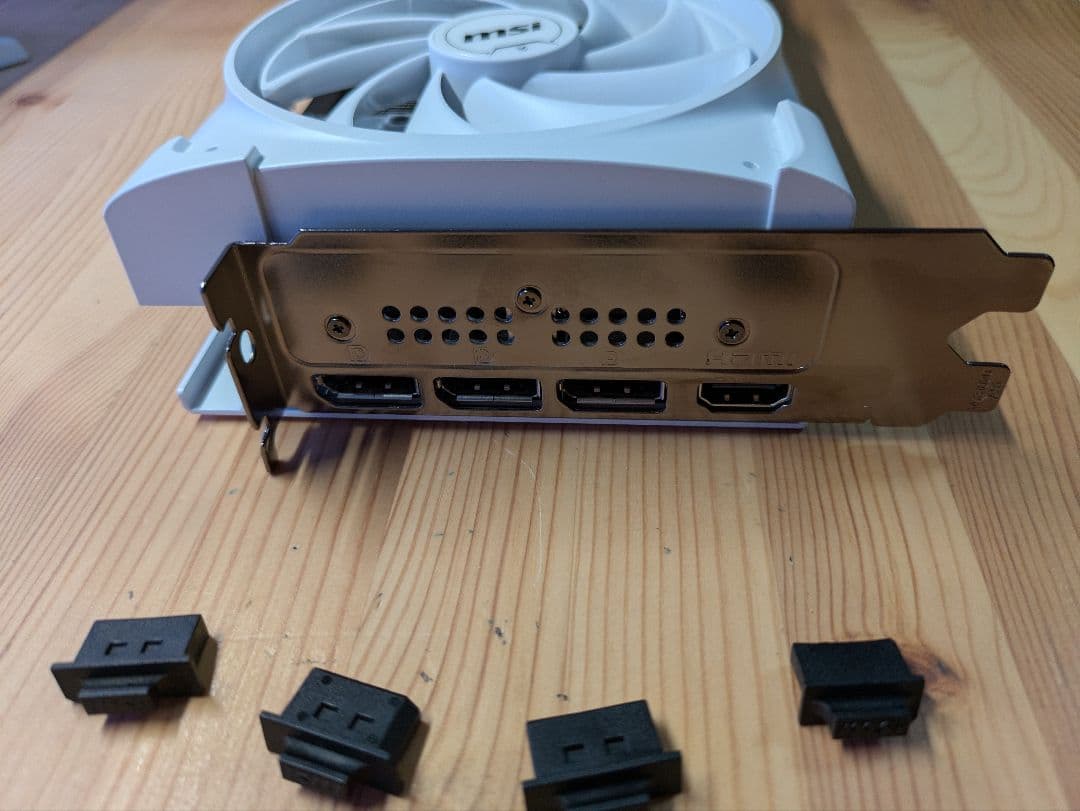 グラフィックボード・グラボ・ビデオカード MSI RTX 5070 VENTUS 2X OC WHITE 12G