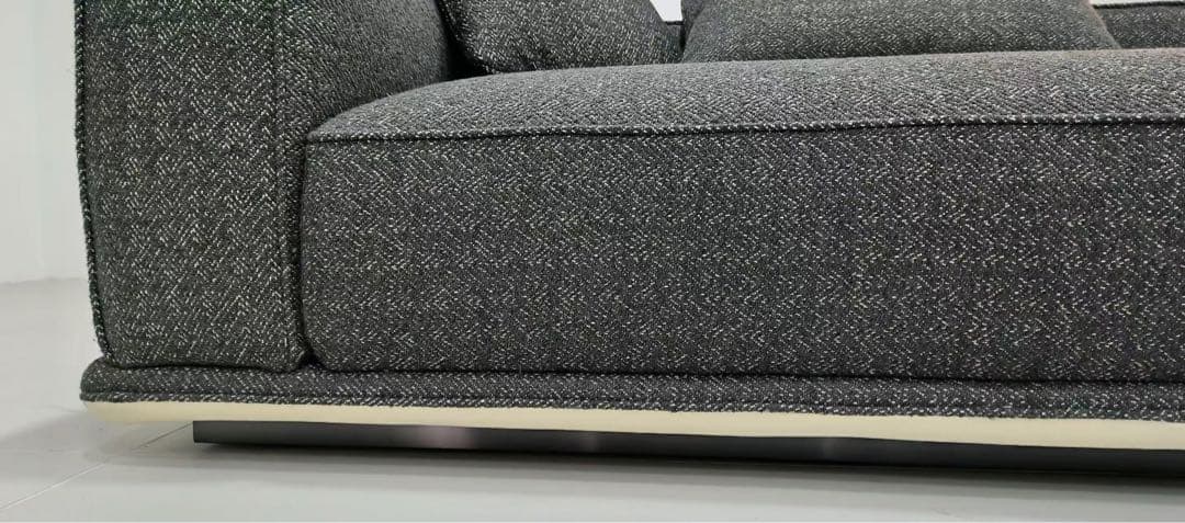 ラグジュアリー大型ソファ