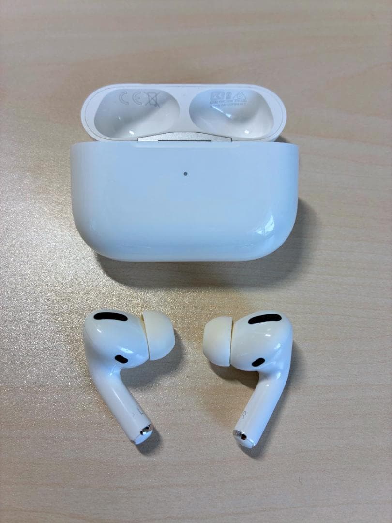 M*様 Air Pods Pro 純正品 付属品完備 Apple アップル