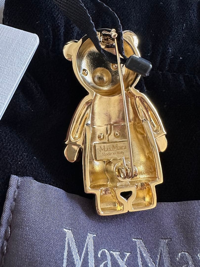 新品 MaxMara テディベアブローチ