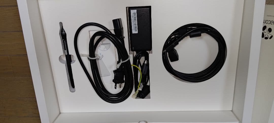 Wacom Cintiq16 + 専用スタンド