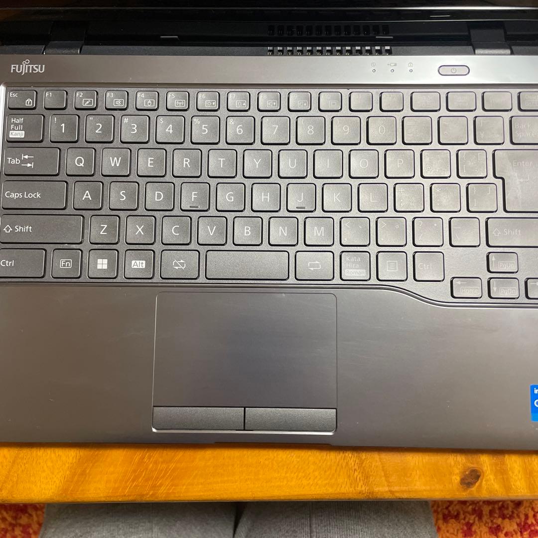 富士通 LIFEBOOK MH55/H1