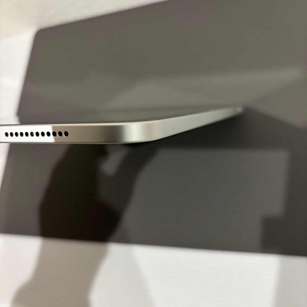 Apple iPad 第10世代 Wi-Fi 256GB シルバー A2696