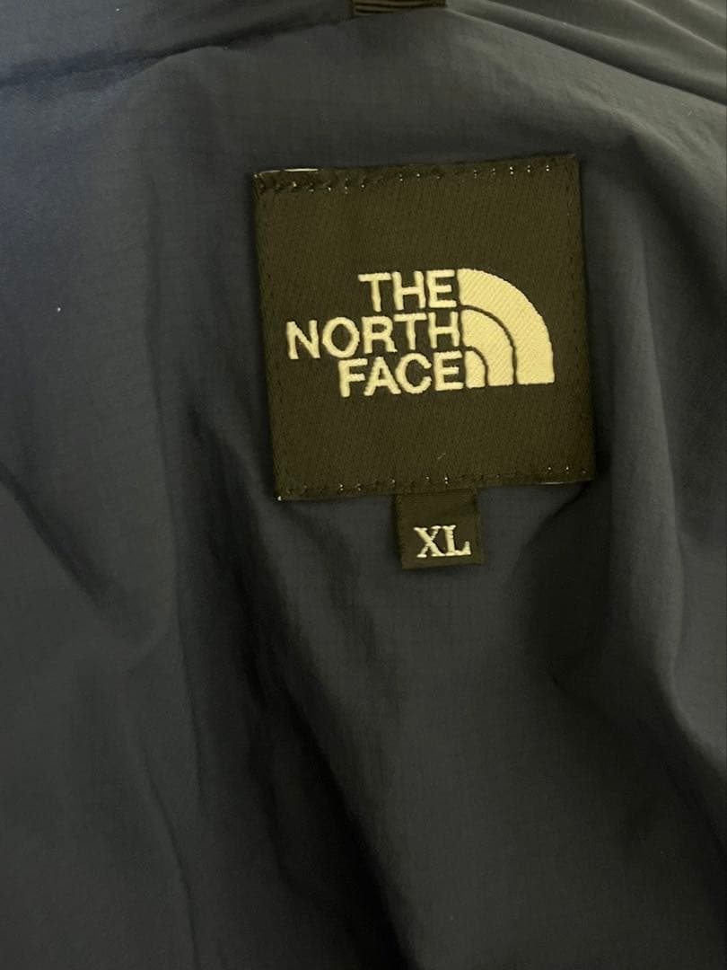 THE NORTH FACE 中綿ジャケット　トランゴパーカー　ブルー