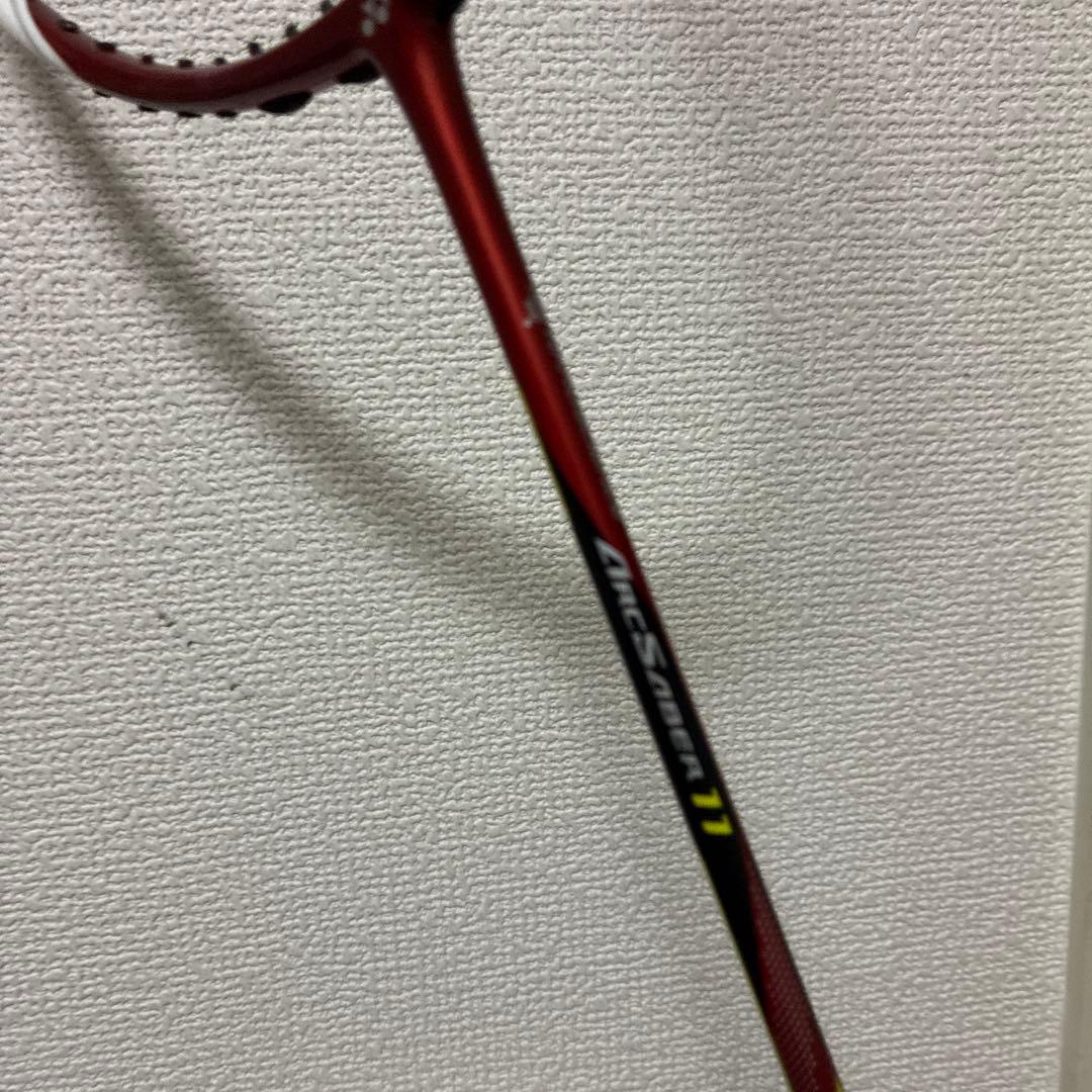 人気商品　バドミントンラケット アークセイバー11 3U5 ヨネックス