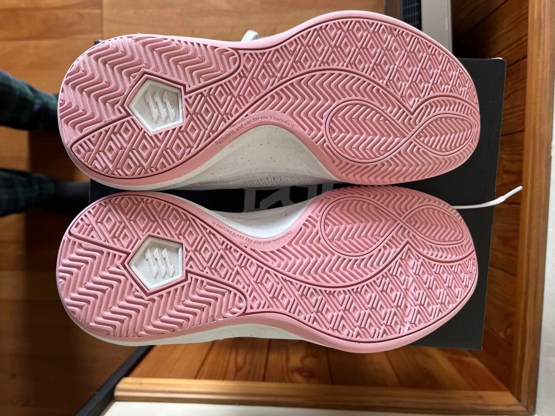 EGOZARU RIKU1 バスケットシューズ　26.5センチ