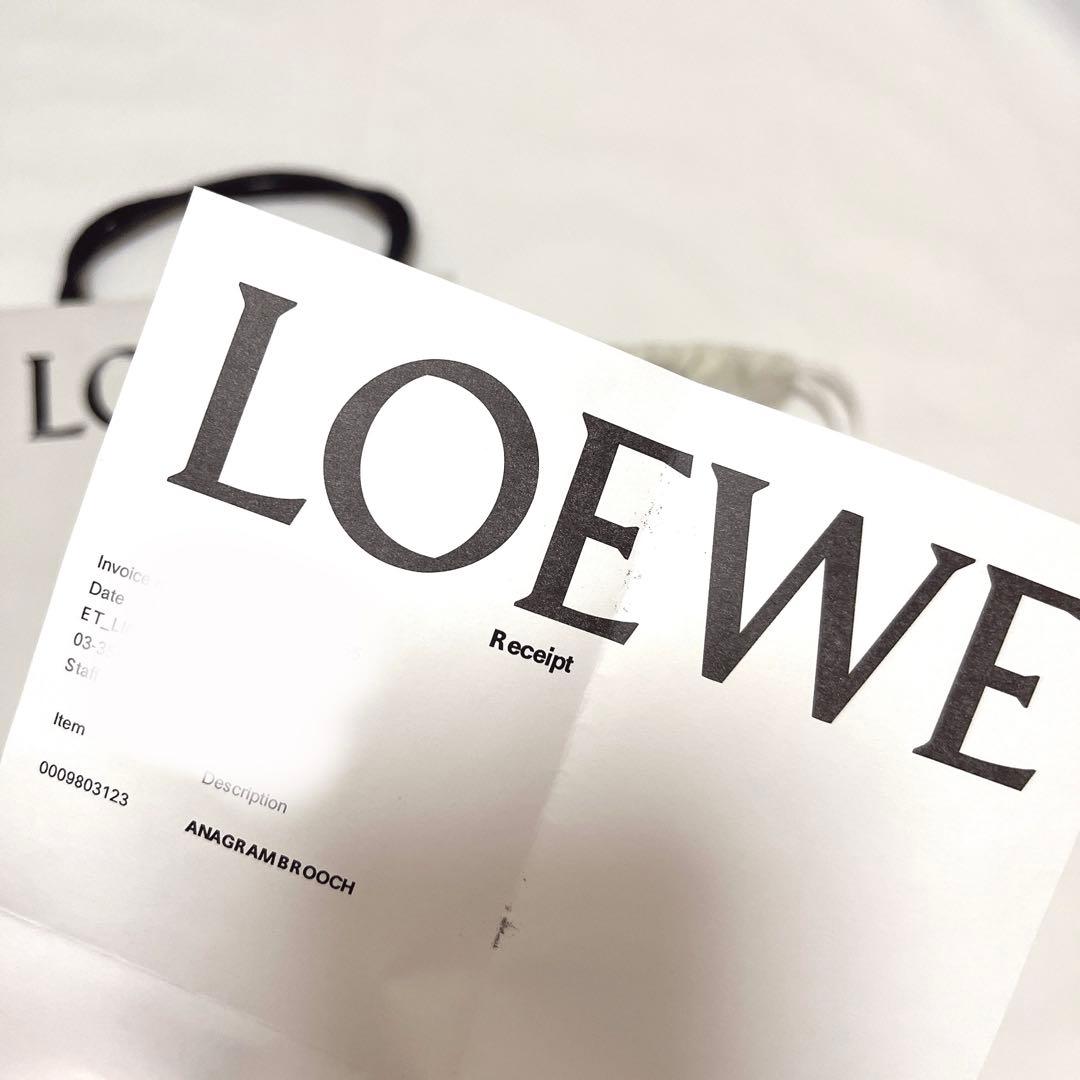 LOEWE（ロエベ）アナグラム ブローチ シルバー