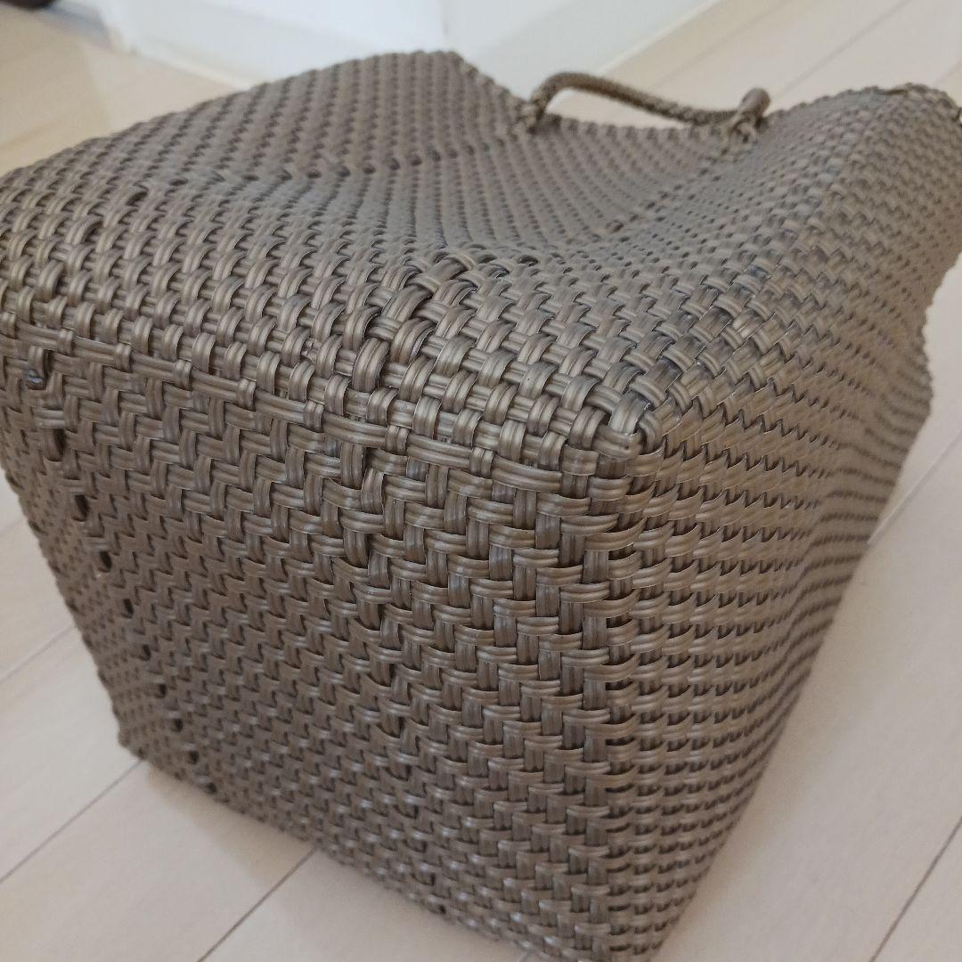 Letra　MERCADO BUCKET - (SHORT HANDLE)