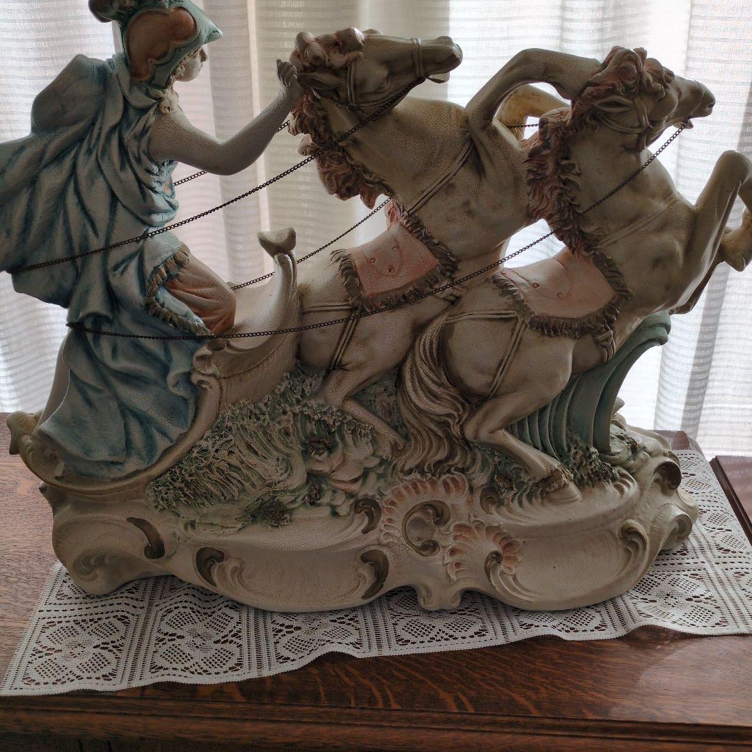 ローマ女性兵士像