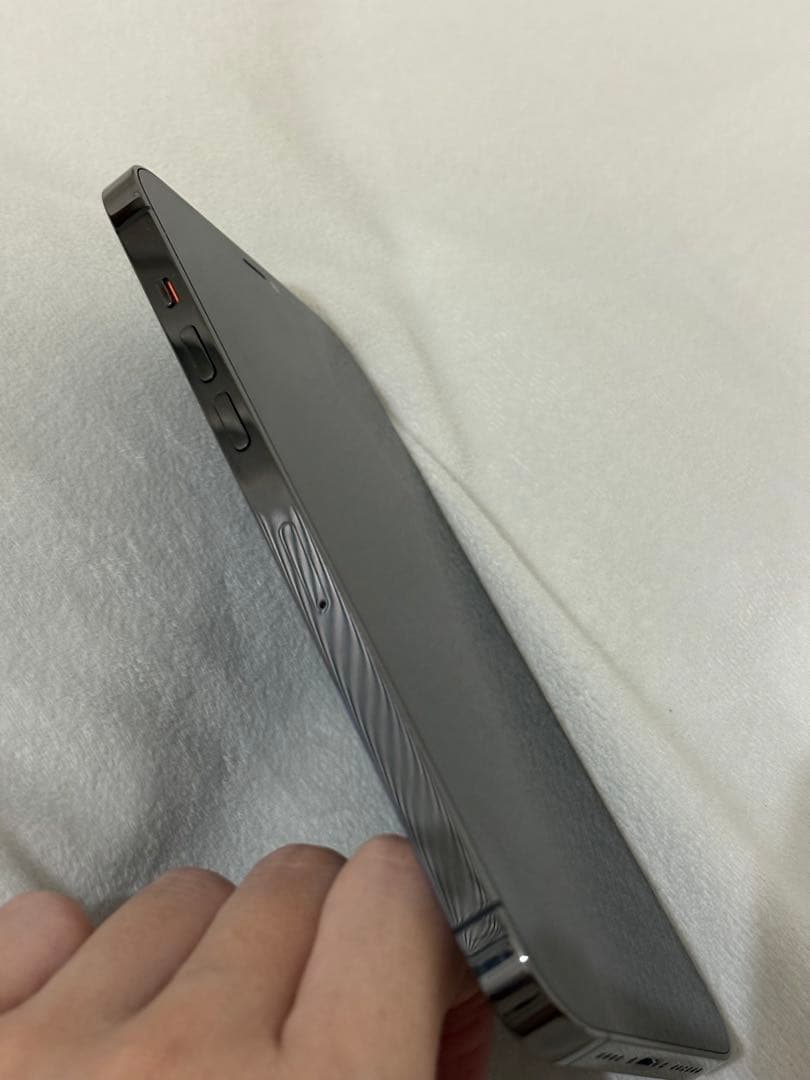 iPhone 12ProMax グラファイト 256GB 本体 （カメラ割れ）