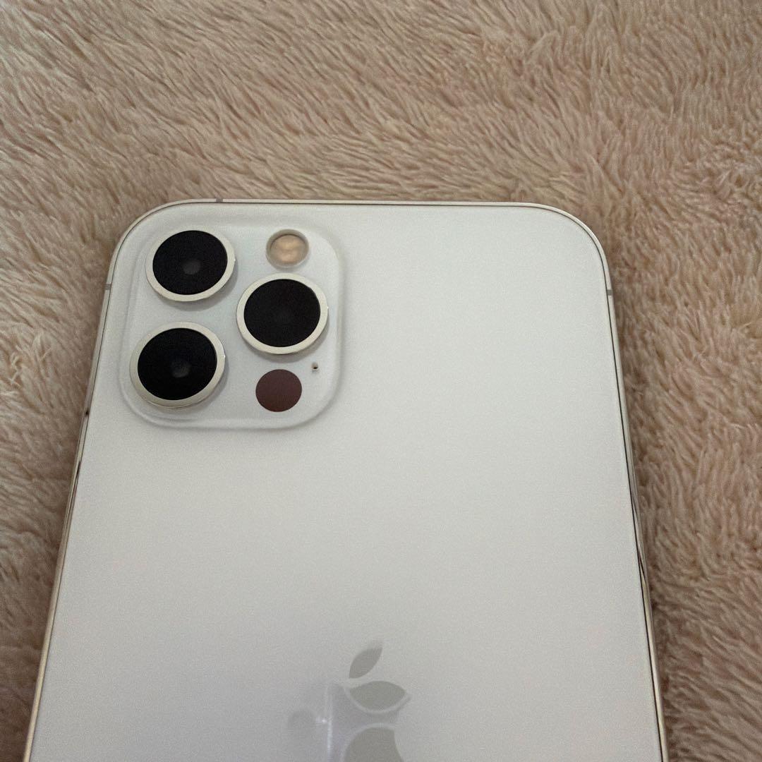 北*ん様 Apple iPhone 12Pro シルバー 本体 SIMフリー