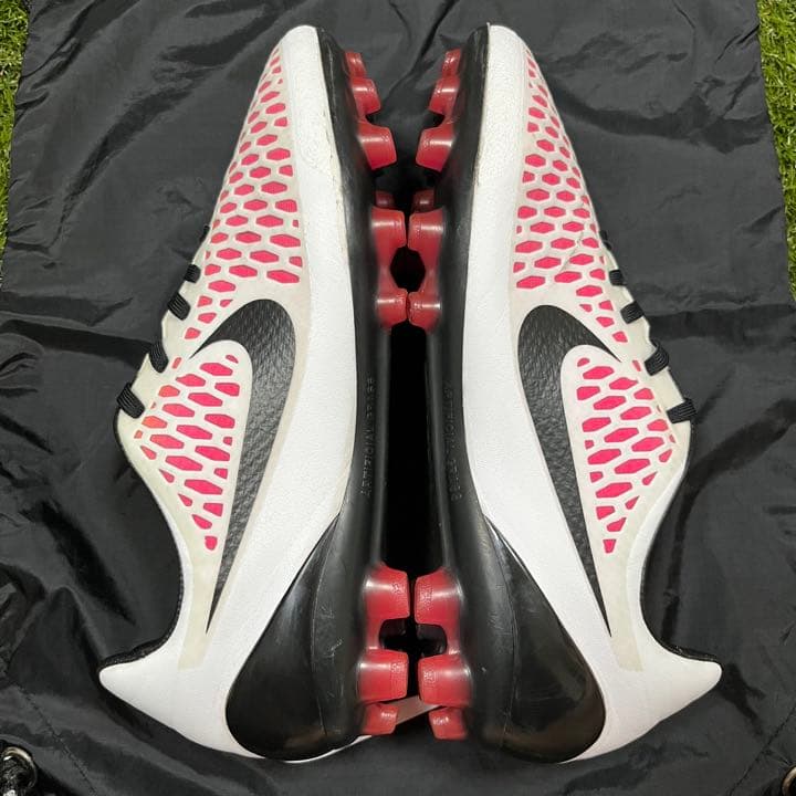 シューズ NIKE Magista Opus AG-R 26.5cm