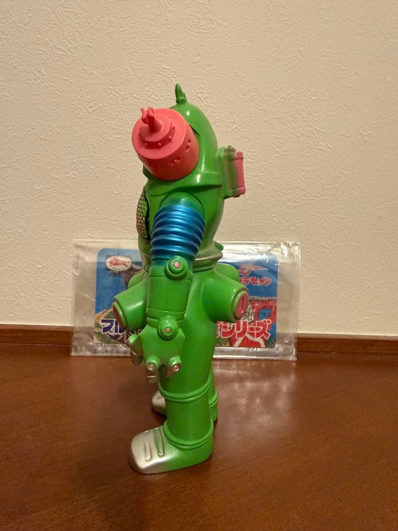 ブルマァク キングジョー（グリーン）　ウルトラセブン