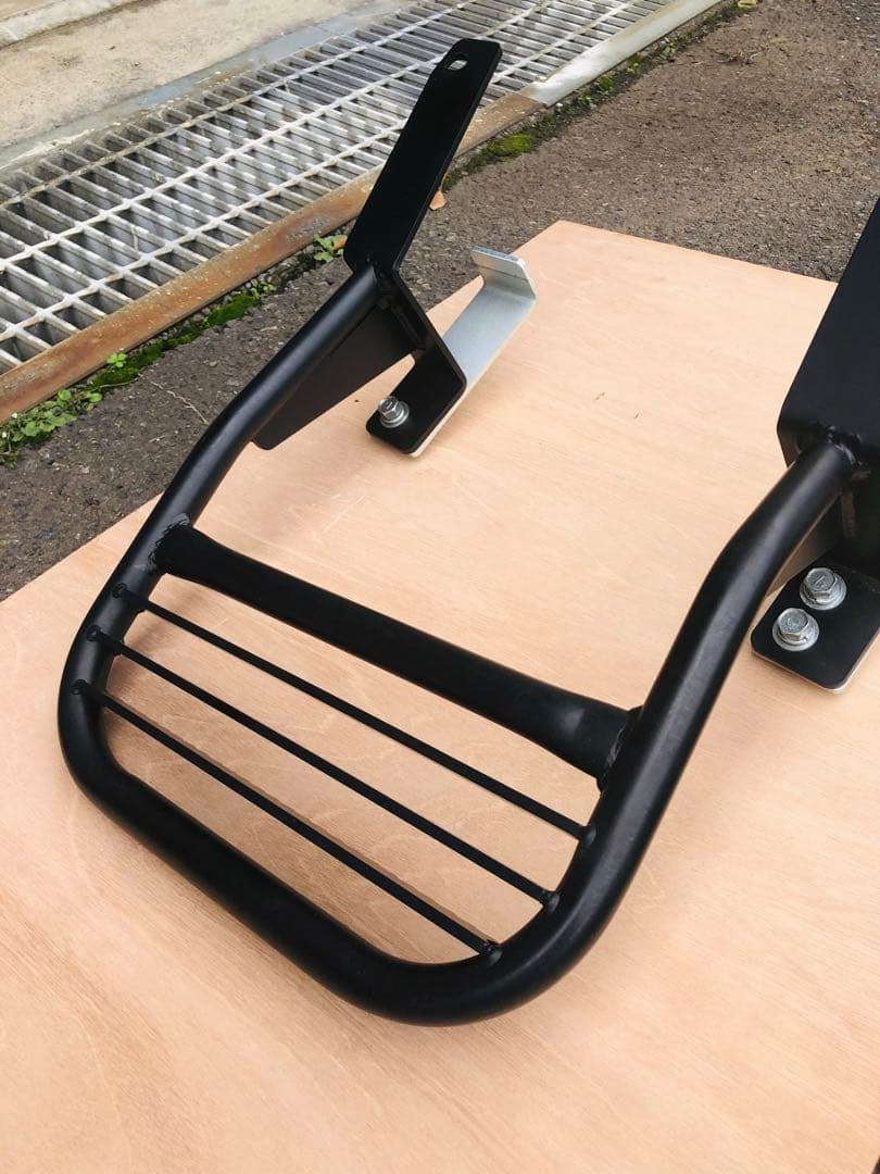 【sanconsan】JB23サイドステップ（運転席用）アピオ「ゲジゲジ君