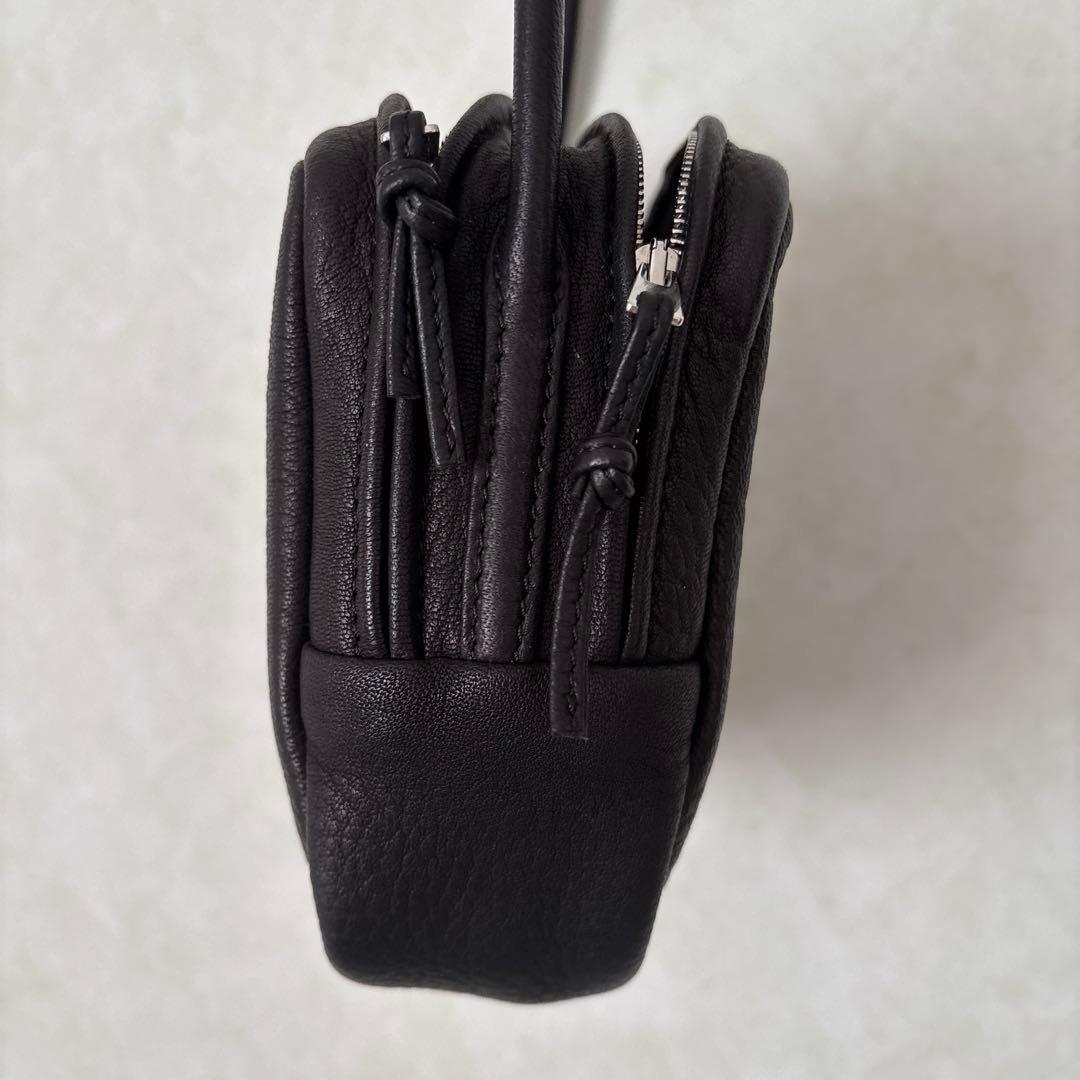 aeta DA108 スクエアショルダーバッグ