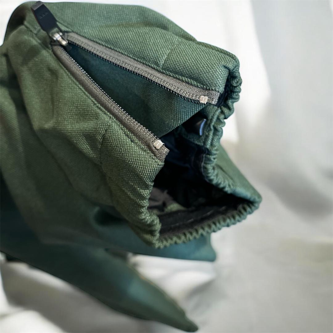 AIRBLASTER　ユニセックス　スノーボードパンツ 　S　新展示品