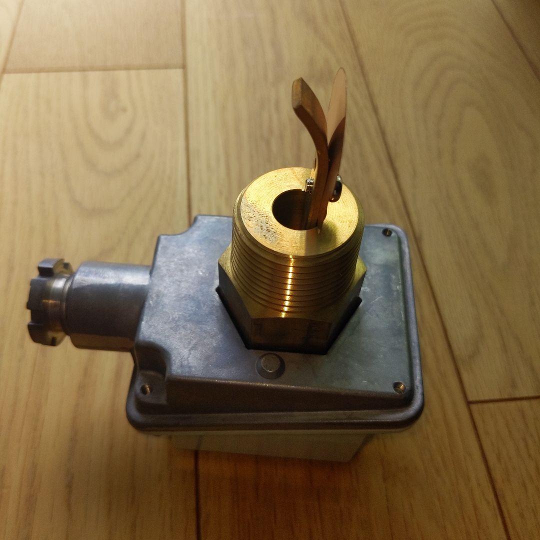 鷺宮製作所製品　フロースイッチ