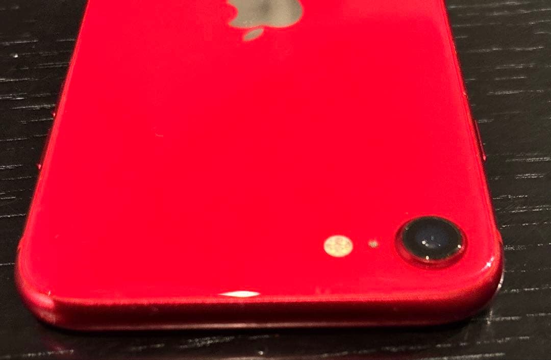 iPhoneSE 第二世代 レッド　SIMフリー