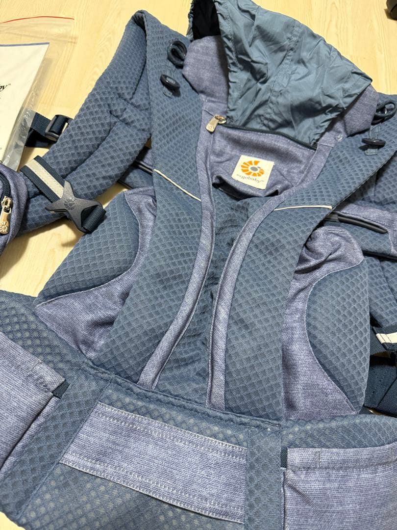 Catherine様 エルゴベビー オムニ ブリーズ 抱っこ紐