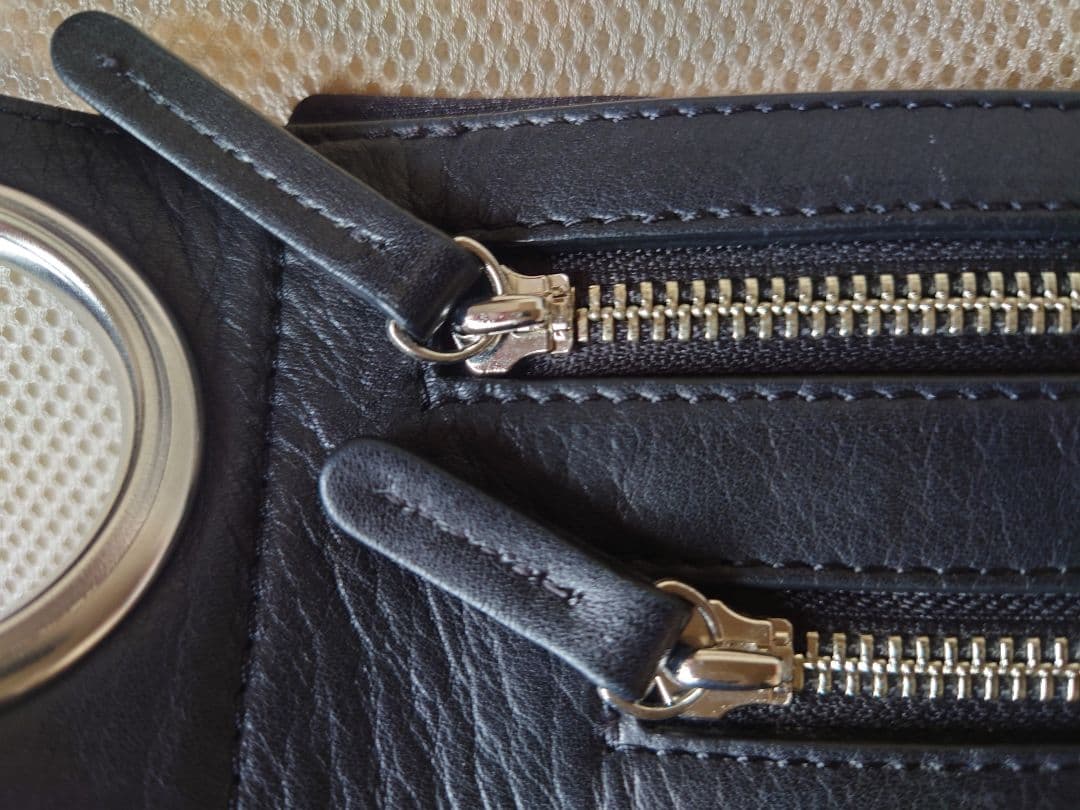 Kawa-Kawa 日本製WETボディバッグ　ブラックM