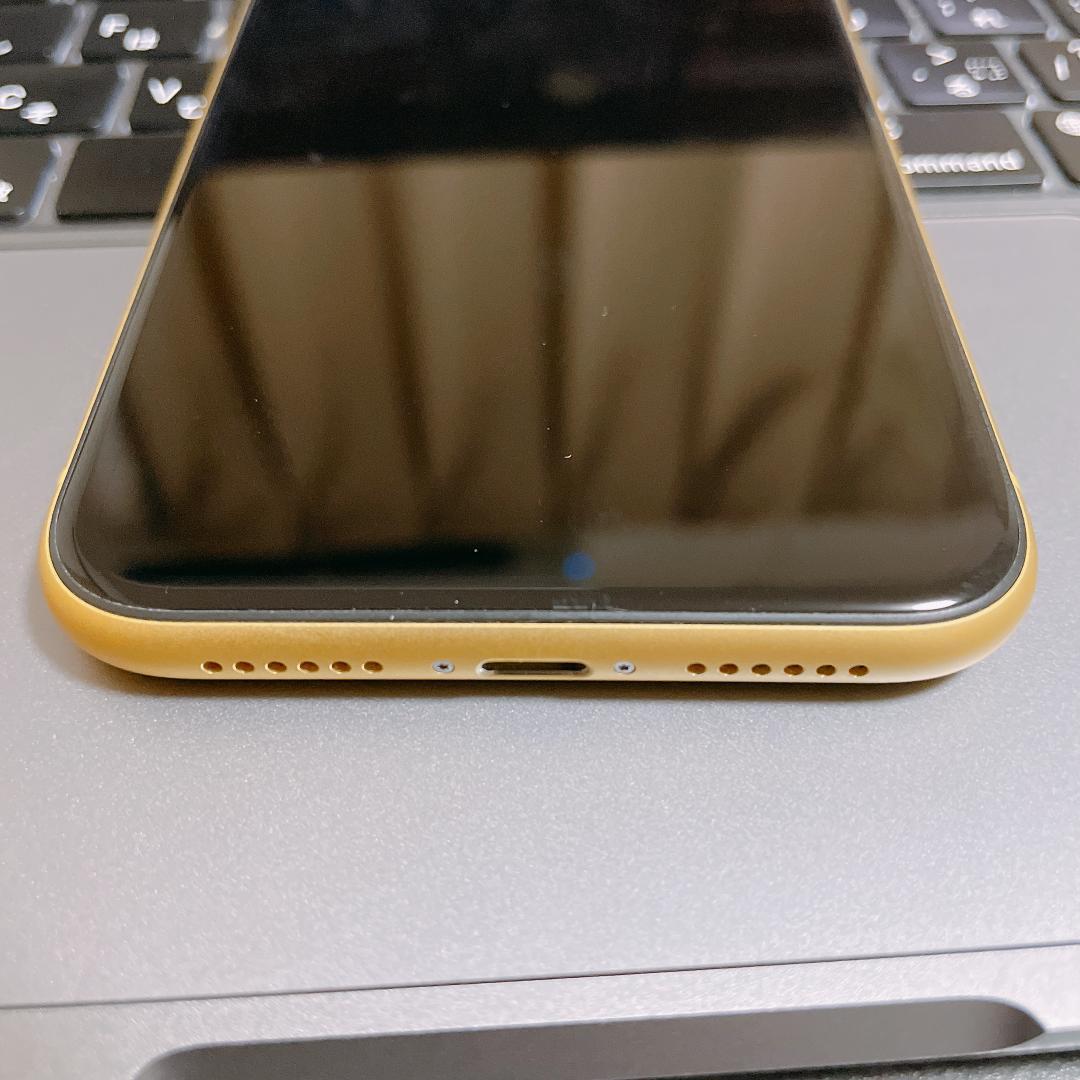 【美中古】APPLE iPhone 11 イエロー 64GB 本体のみ