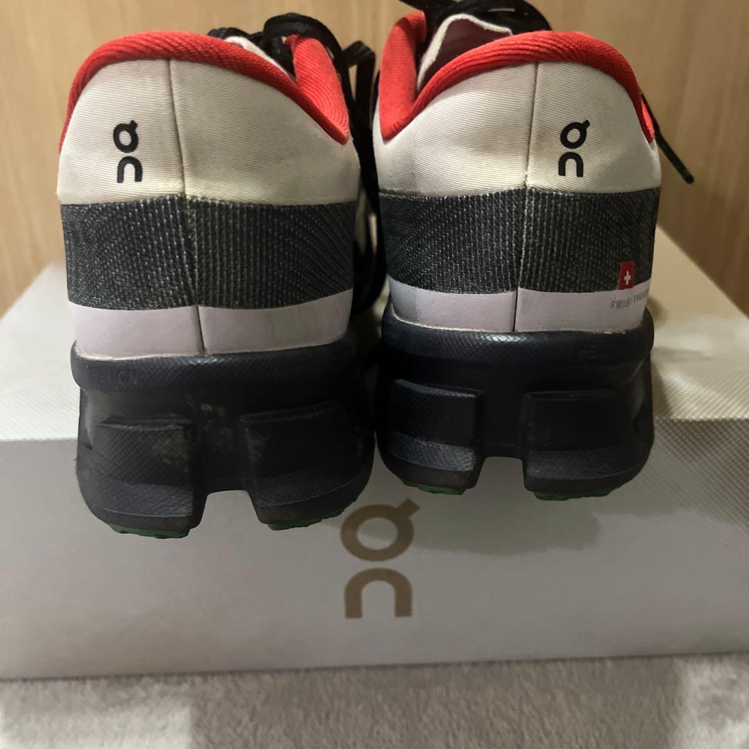 スパイク・シューズ on cloud monster hyper