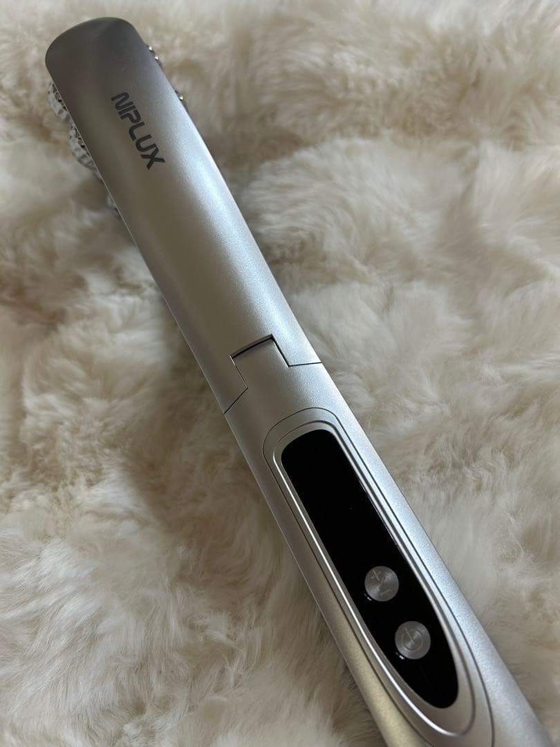 NIPLUX BEROLA ニップラックス　べローラ　美顔ローラー