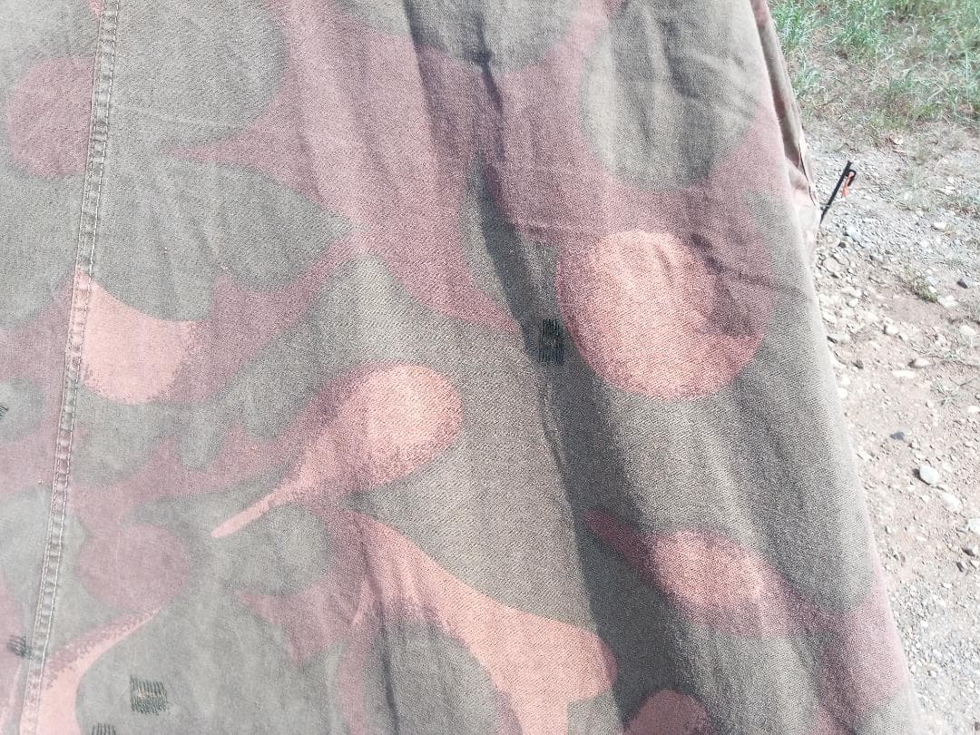 【希少】ハンガリー軍　テントシート2枚組　ハリケーン迷彩　軍幕テント