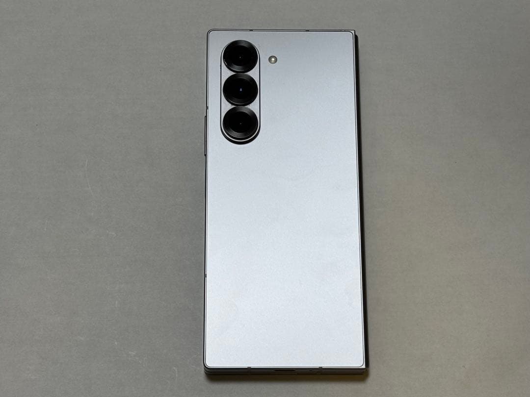 【超美品】Samsung Galaxy ZFold6 512GB シルバー