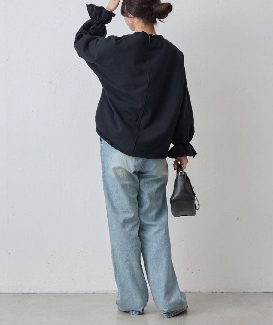 新品 BEARDSLEY(ビアズリー)袖口フリルトレーナー ガリャルダガランテ