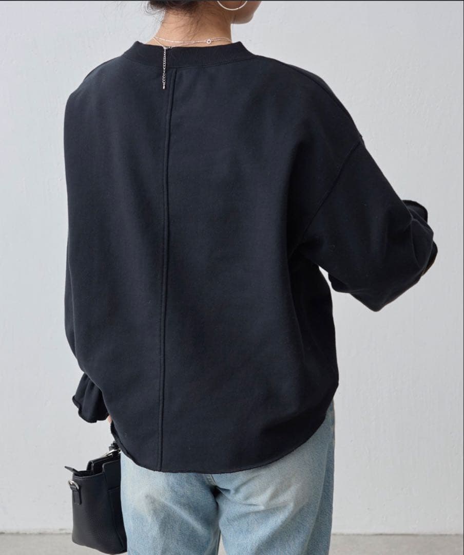 新品 BEARDSLEY(ビアズリー)袖口フリルトレーナー ガリャルダガランテ