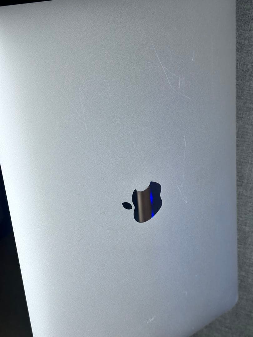 MacBook本体 MacBook air i5-8GB-256GB office