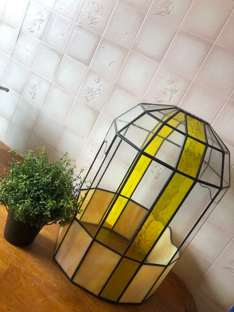 H ステンドグラス　ドーム型　鳥籠風　バードケース　アンティーク調　ガラスケース