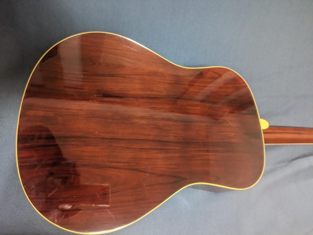 ■YAMAHA LL6SB ビンテージギター 激鳴、激美 送料は無料 !