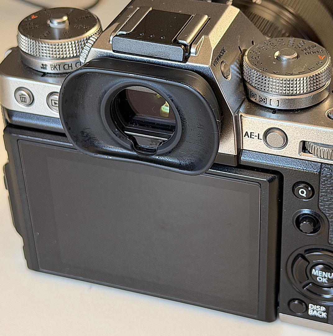 フジフィルム FUJIFILM X-T3ボディ シルバー＋ゲージ＋外部マイク