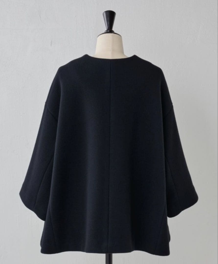 BEARDSLEYウールコート　ブラック