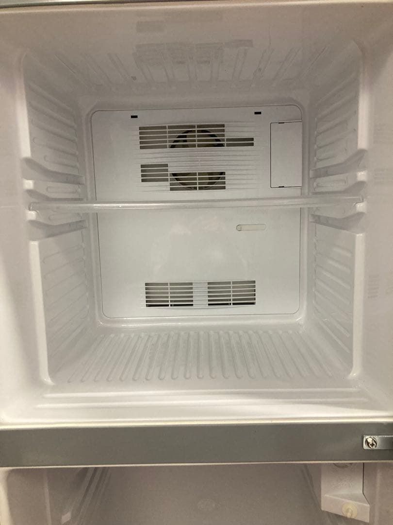 SANYO 冷蔵庫 オシャレなits シリーズ　シルバー　お探しの方に